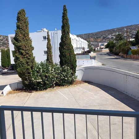 Akamandos 76 Daire Peyia Dış mekan fotoğraf